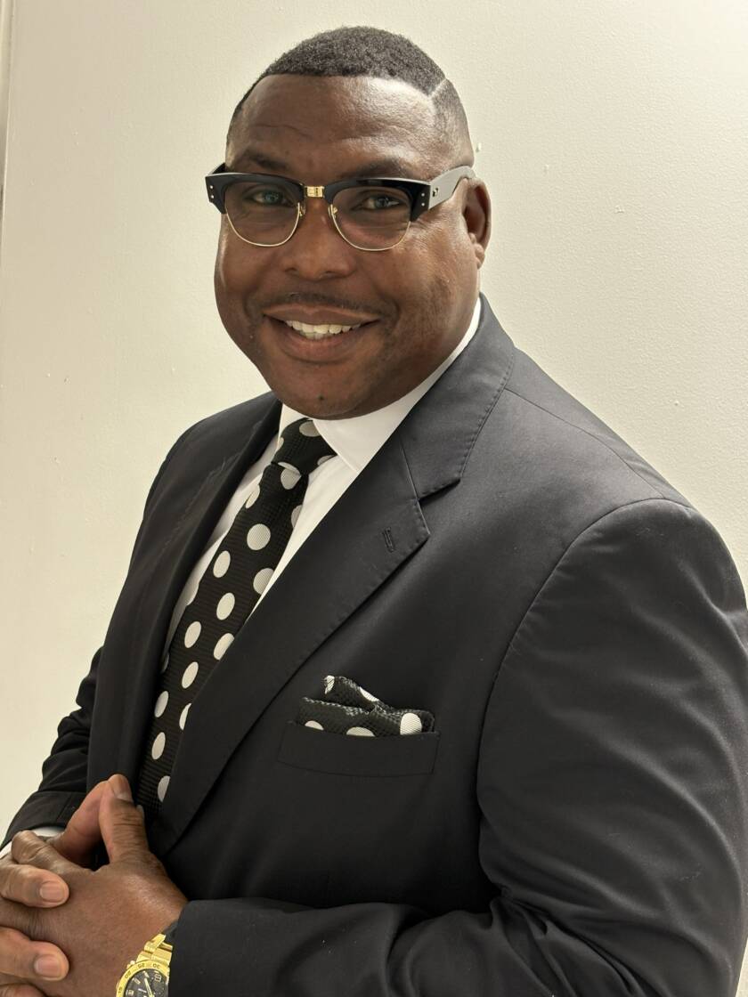 Minister Darryl Bryant
